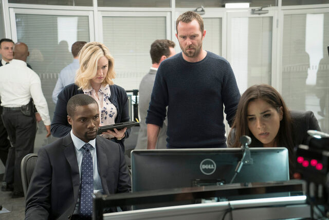 File:1x08-2.jpeg