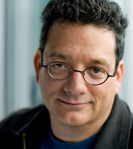 File:Andy Kindler in 2009.jpg