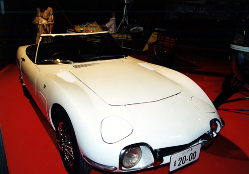 Yolt-toyota2000.jpg