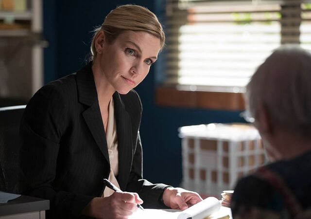 File:Better-call-saul-season-3-kim-wexler-rhea-seehorn-935x658.jpg