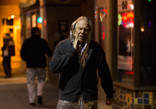 File:Better-call-saul-episode-306-chuck-mckean-2-935.jpg