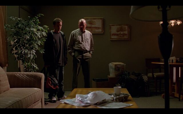 File:Walt's first Apartment -1.jpg