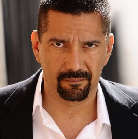 Archivo:Steven M Quezada.jpg