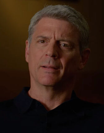 File:Cast bb 700x1000 todd-beneke-lg.jpg