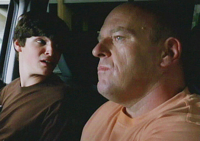 File:BB Episode102 WaltJrHank 1.jpg