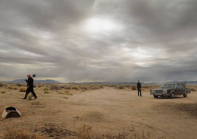 File:Episode-5-mike-jesse-pinkman.jpg