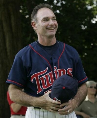 File:Paul Molitor.jpg