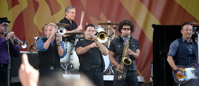 File:E Street Horns.jpg