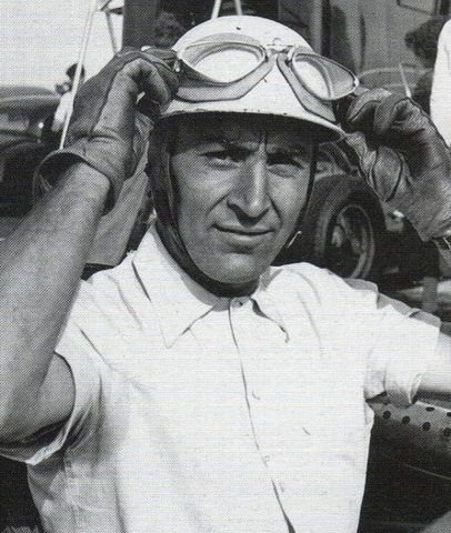 File:Roy Salvadori.png