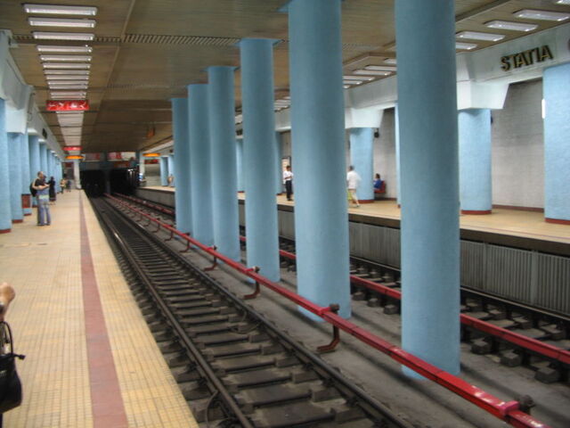Fișier:Metrou Obor.jpg