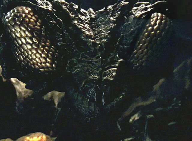 File:She-Mantis 2.jpg