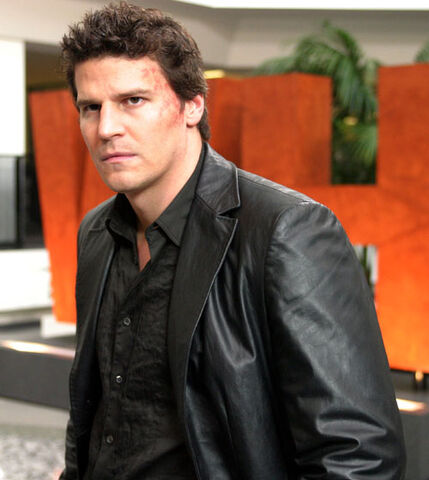 Archivo:Angel10 david boreanaz.jpg