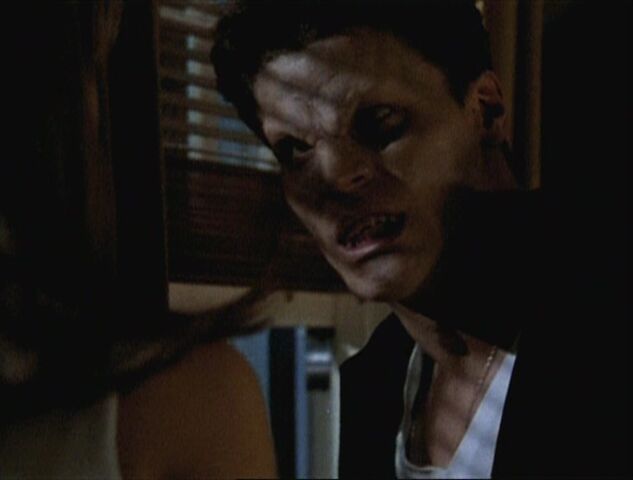 Archivo:Angelvampiro.jpg