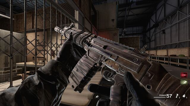 File:XM-LAR Battleworn Inspect 1 MWR.jpg