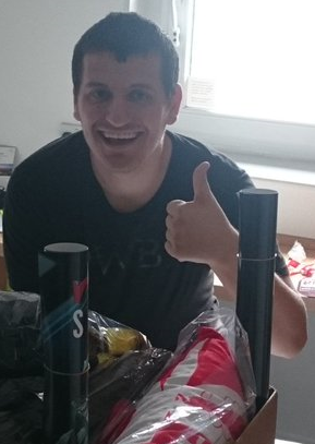 File:Personal Real LazarouDave.png