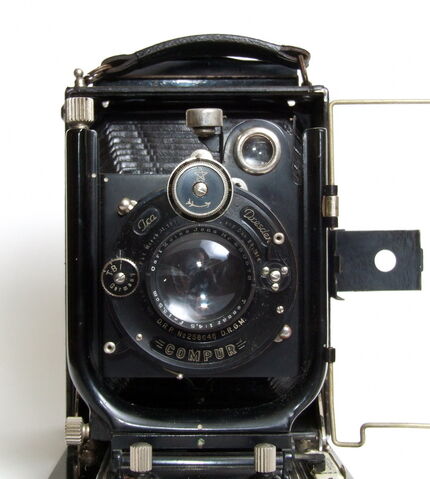 File:ICA Ideal 205 06.jpg