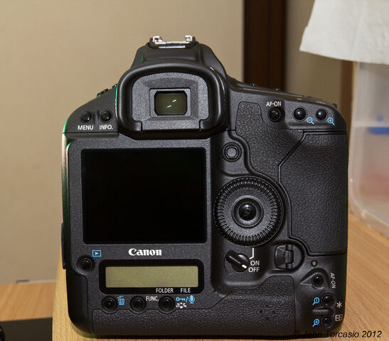 File:Eos 1D MK 1V.jpg