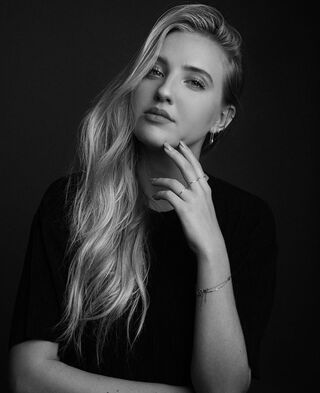 File:Veronica dunne.jpg