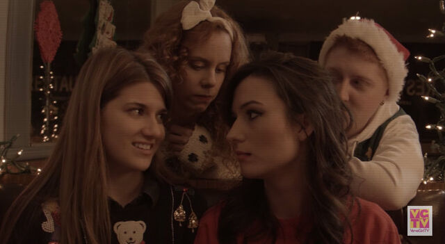 File:The Christmas Special 28.jpg