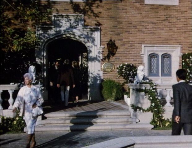File:Carlton2.jpg