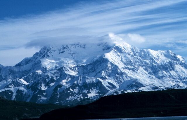File:Mt Saint Elias.jpg