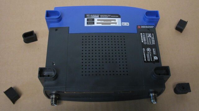 File:Linksys-BEFW11S4-04.jpg