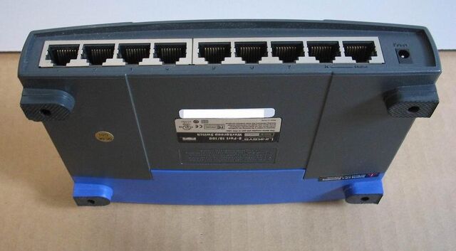 File:Linksys-EZXS88W-01.jpg