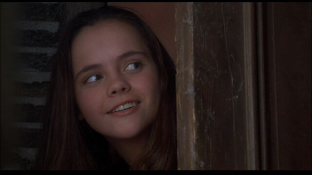 File:Christina-in-Casper-christina-ricci-12901606-853-480.jpg
