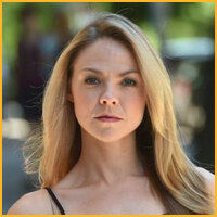 File:Jennifer Knox.jpg