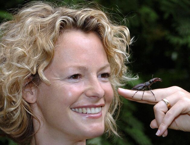 File:Kate Humble ring.jpg