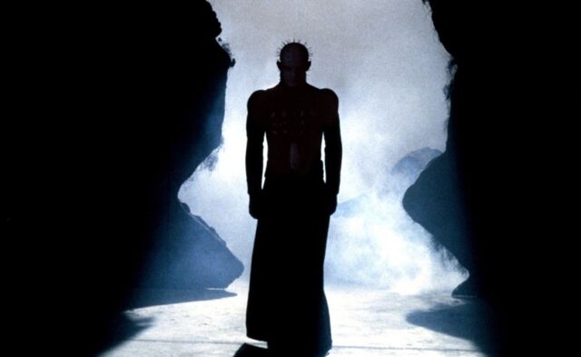 File:830px-Hellraiser-iv-1996-10-g.jpg