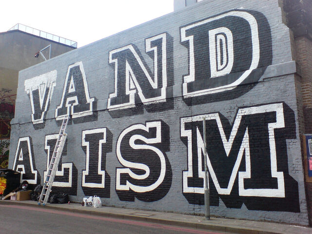 File:612638794 e333342371 b.jpg