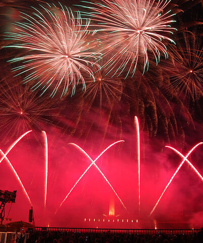 File:Fireworks-celebration.jpg