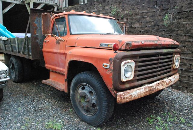 File:DaleEarnhardtdumptruck 01 2500.jpg