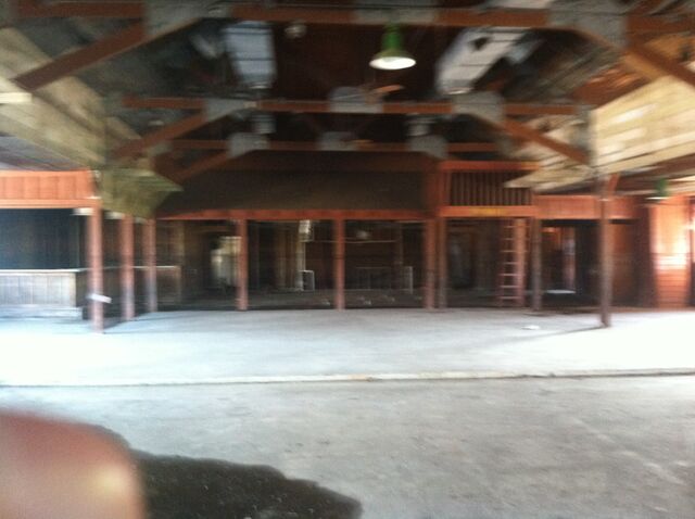 File:Entertainment hall.jpg