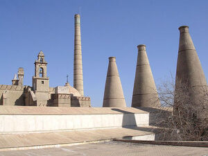 SevillaLaCartujaChimeneas.jpg