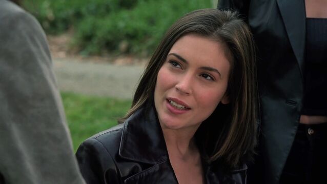 File:1x19-Phoebe.jpg