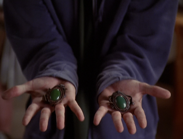 File:6x01-41.png