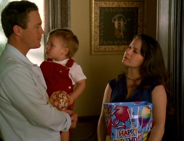 File:6x16-LeoPiperWyatt.jpg