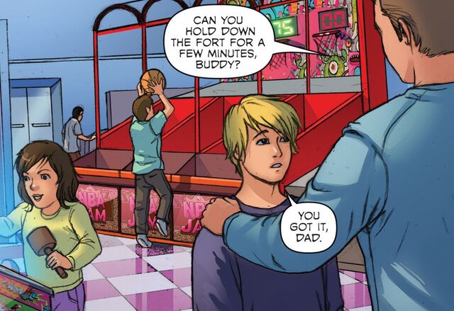 File:Wyatt-chris-melinda-arcade.jpg