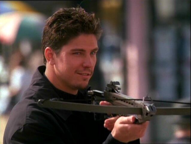 File:Michael Trucco Alec.jpg