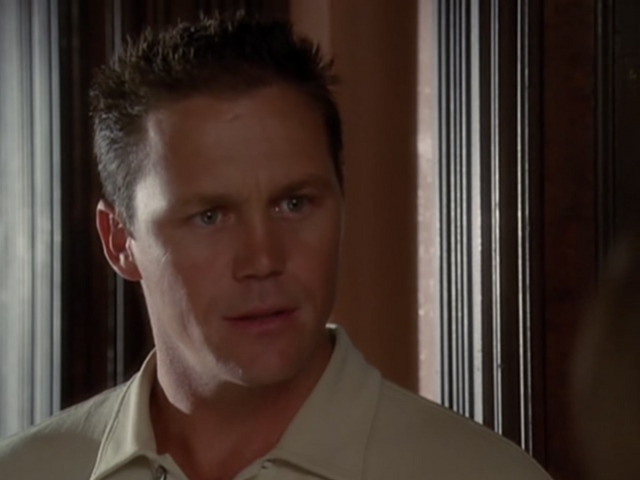 File:5x02Leo.png