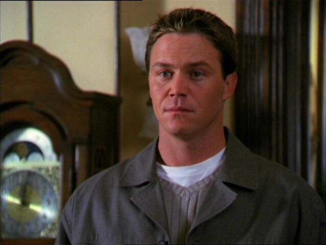 File:3x22-Leo.jpg