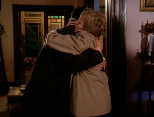 File:TomandMother.jpg
