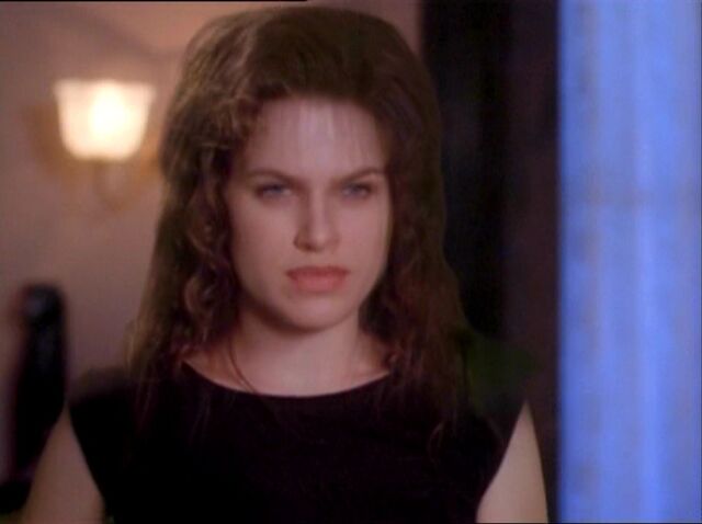 File:Cynda Shapeshifts.jpg