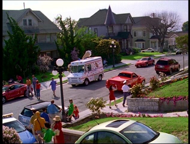 File:6x22-SongTruck.jpg