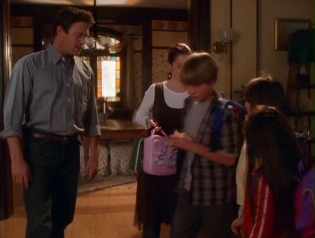 File:Piper-leo-kids.jpg