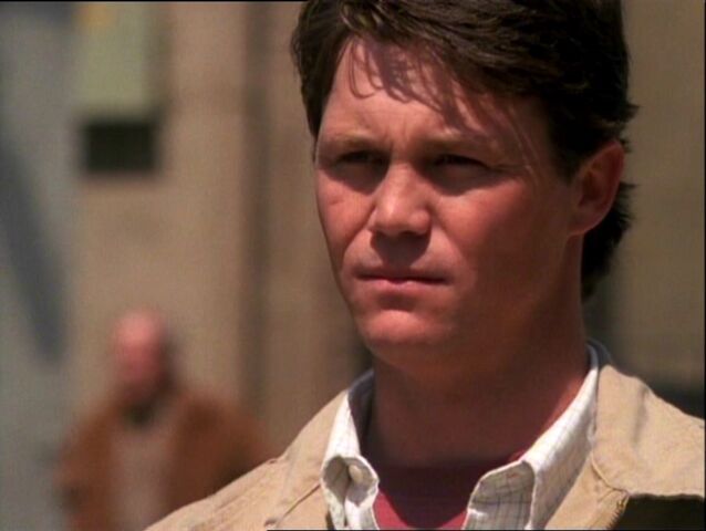 File:1x21-Leo.jpg