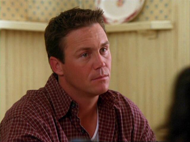 File:4x21-Leo.jpg