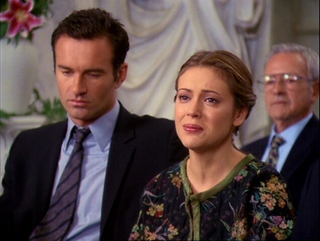 File:4x01-PhoebePrueFuneral.jpg